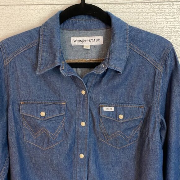 Wrangler +Staud Women's Denim Pearl Snap western cowboy button down sz Medium - Picture 2 of 14